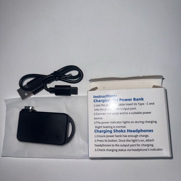 NWT 600mAh POWER BANK CHARGER FOR SHOKZ HEADPHONES - Picture 1 of 4